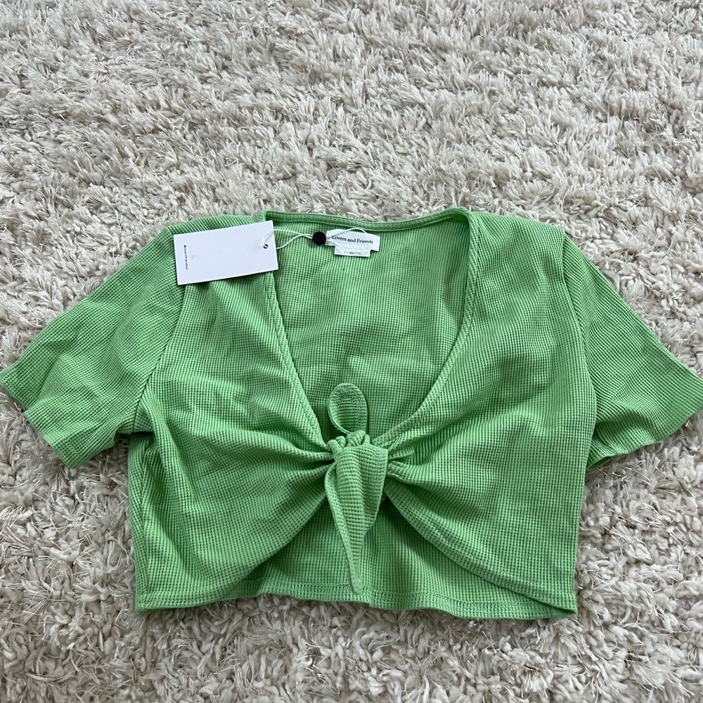 cropped tie top